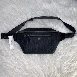 Mens NWT Calvin Klein Fannypack. Black.